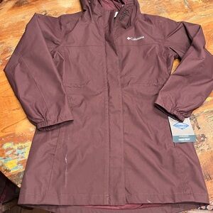 NWT Columbia Hikebound Maroon Long Jacket